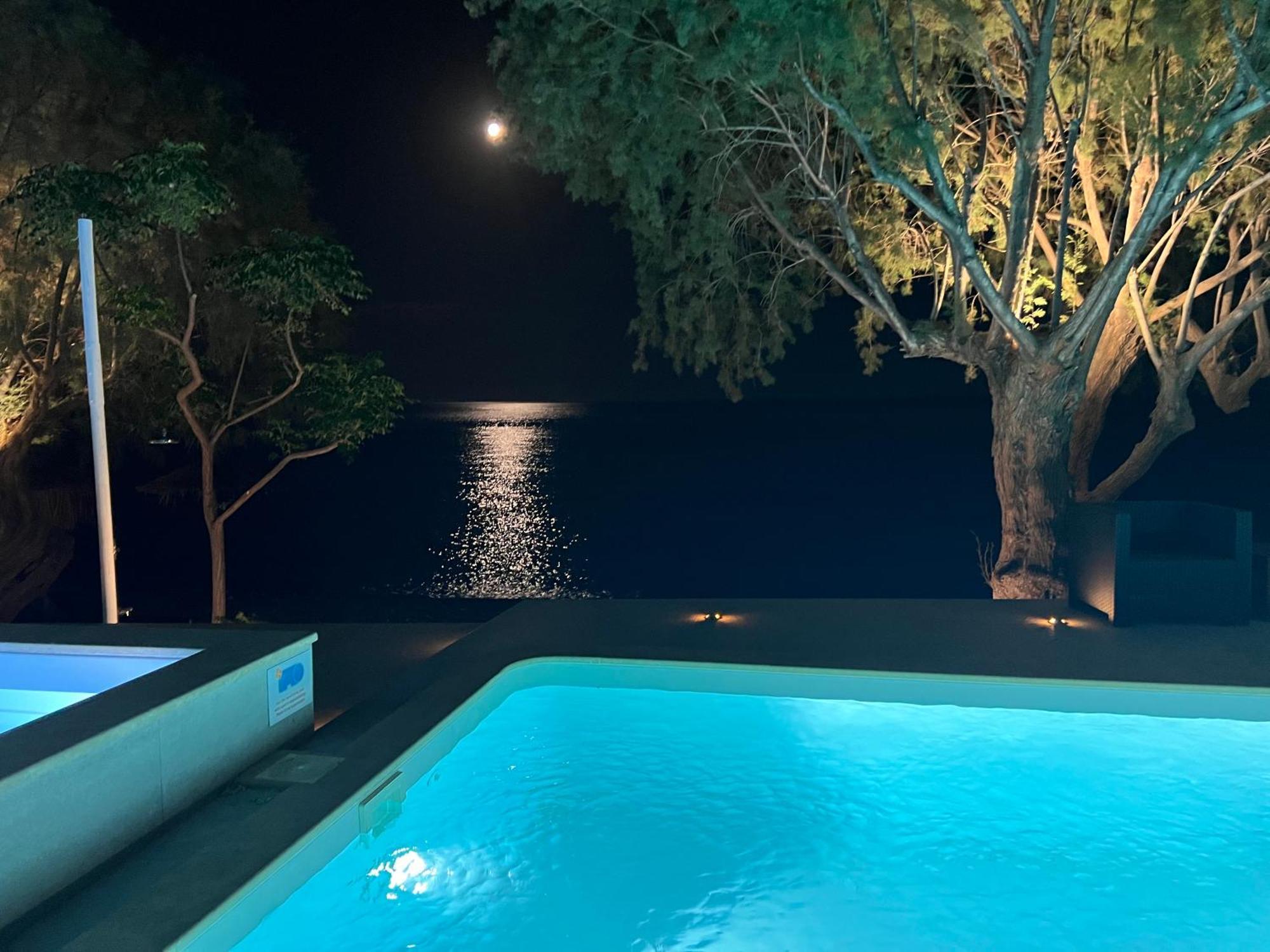 Nikkon Luxury Living Villa Arvi  Exteriör bild